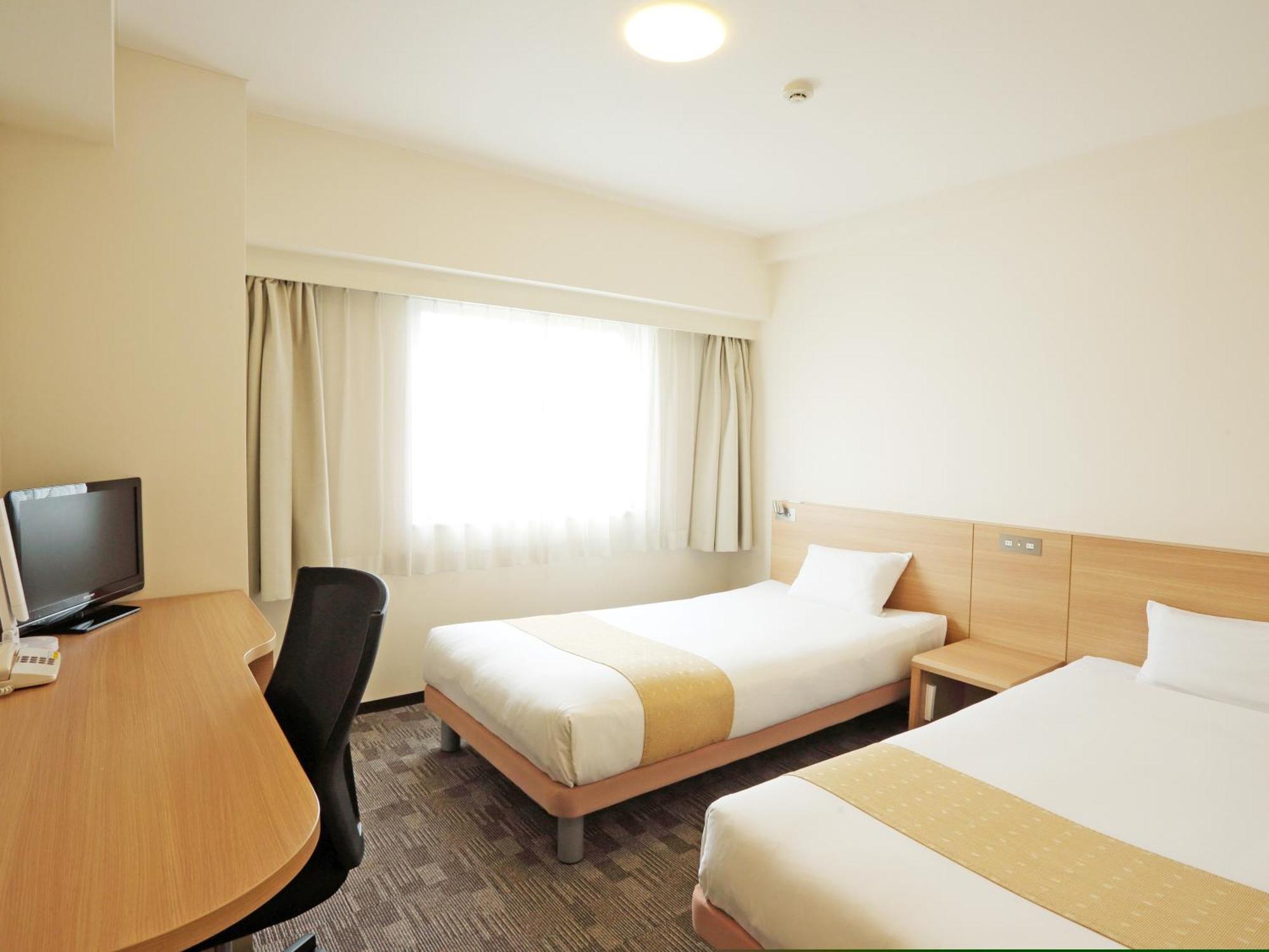 Smile Hotel Kumagaya Værelse billede
