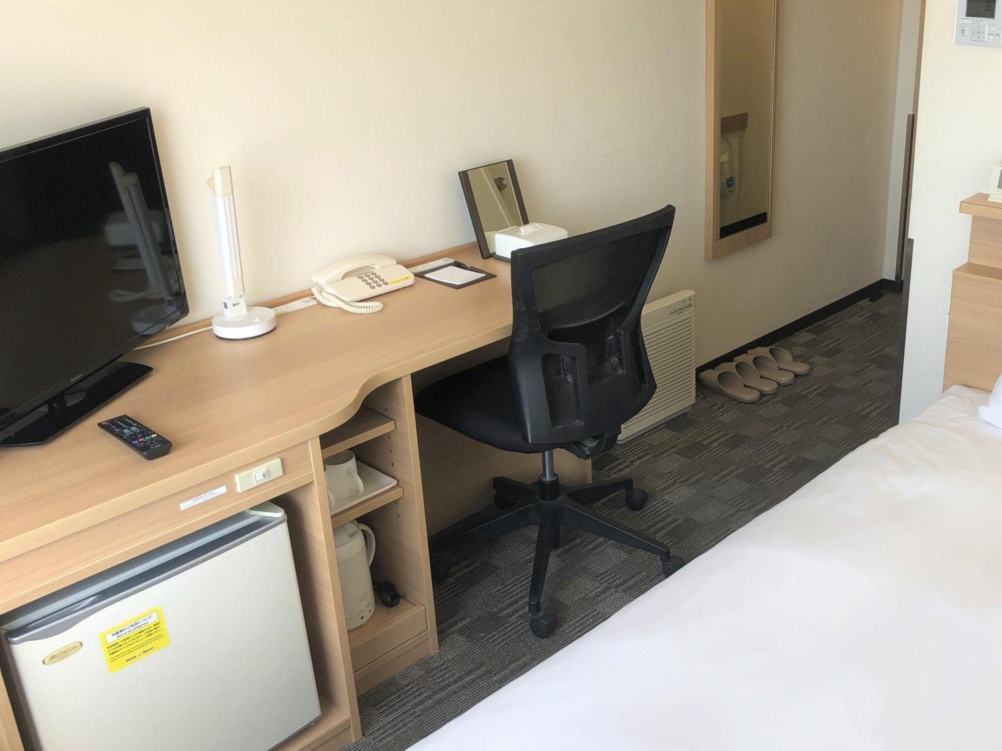 Smile Hotel Kumagaya Værelse billede