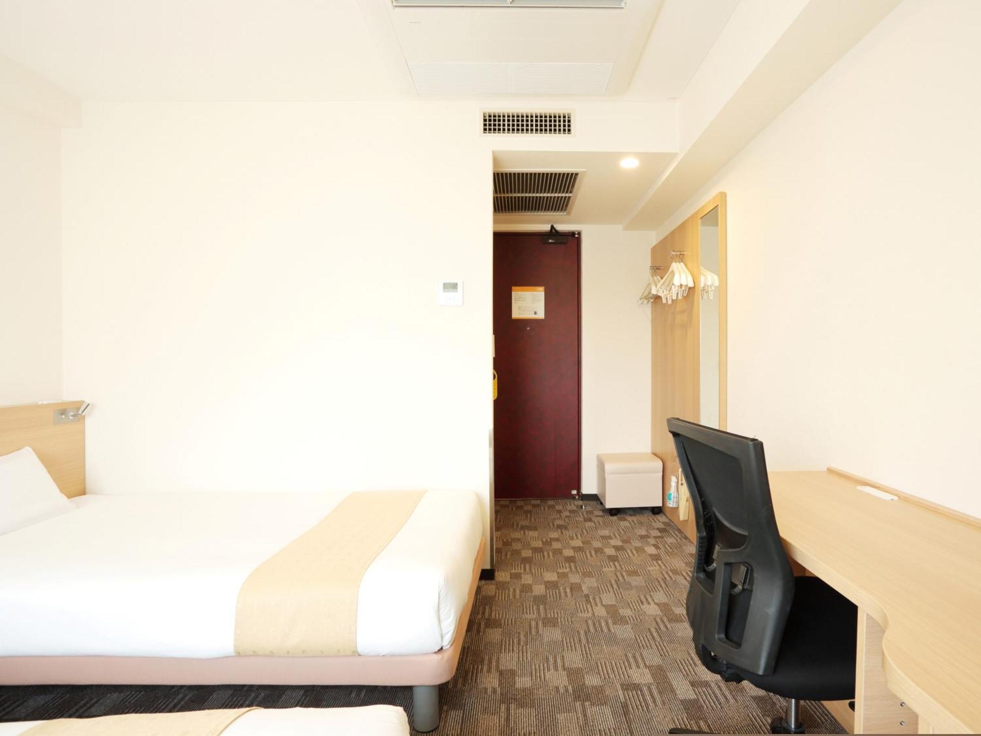 Smile Hotel Kumagaya Værelse billede