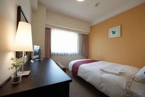 Smile Hotel Kumagaya Værelse billede